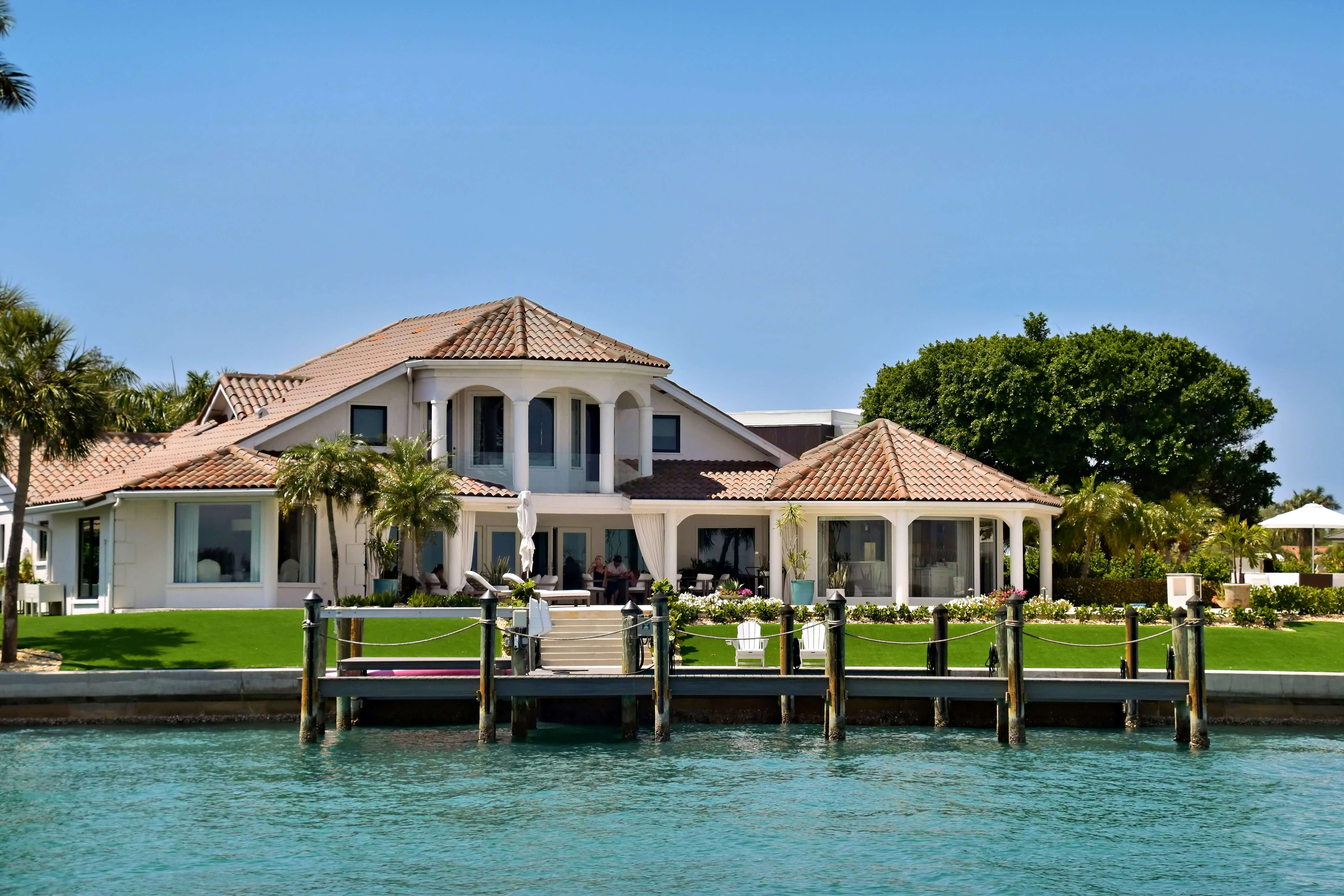 Dock builder on Linkhorn & Broad Bay